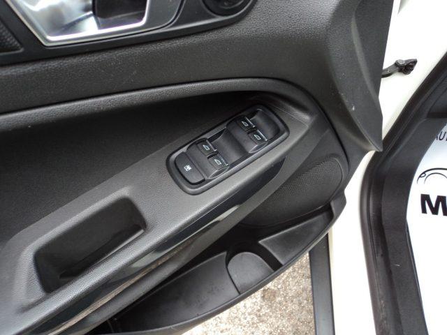 FORD EcoSport 1.5 TDCi 95 CV Titanium