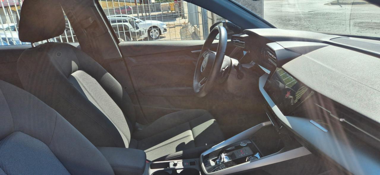 Audi A3 SPB 35 TDI S tronic Business