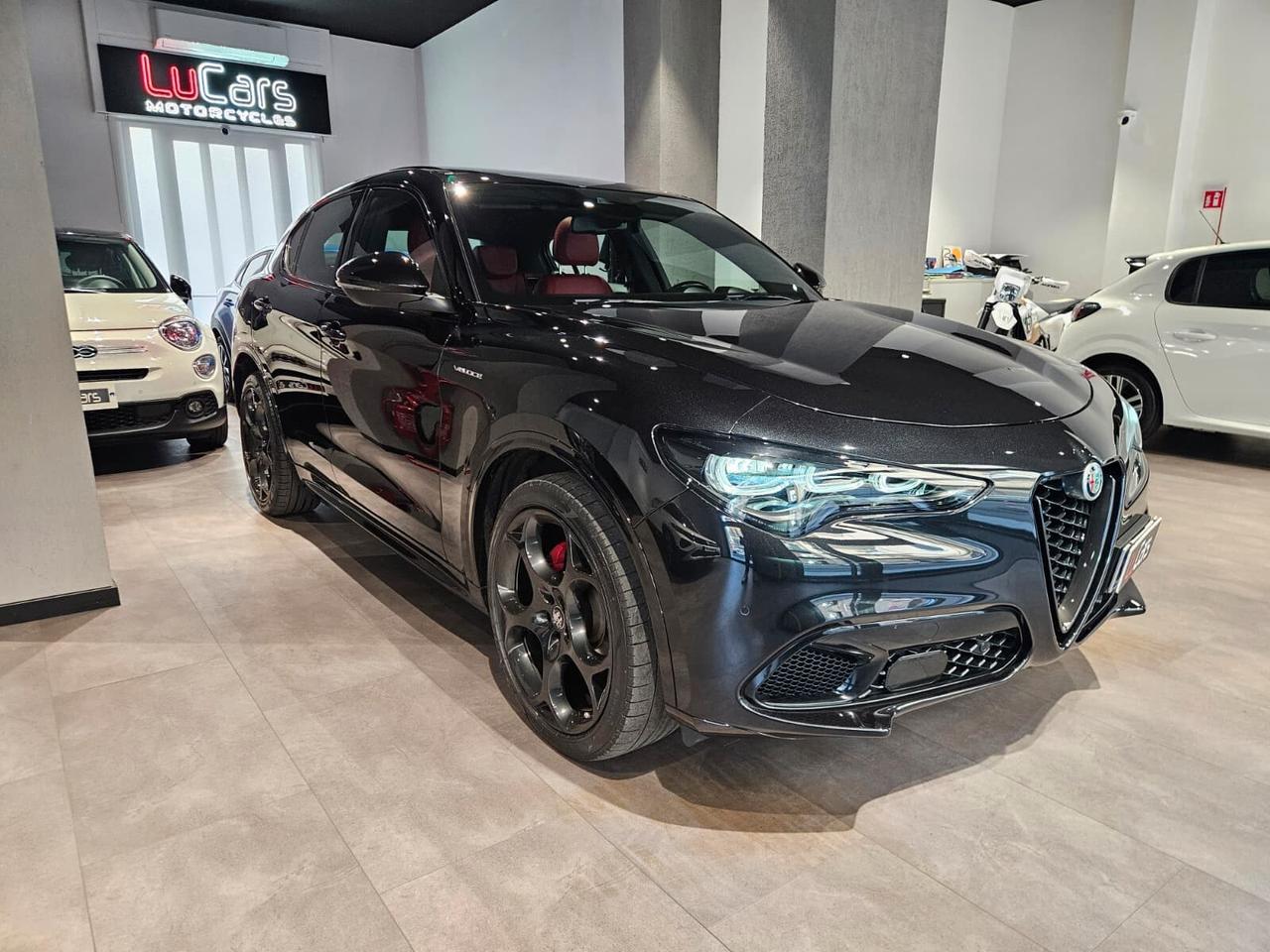 Stelvio 2.2d 210 CV AT8 Q4 Veloce Tetto 22K KM IVA ESP