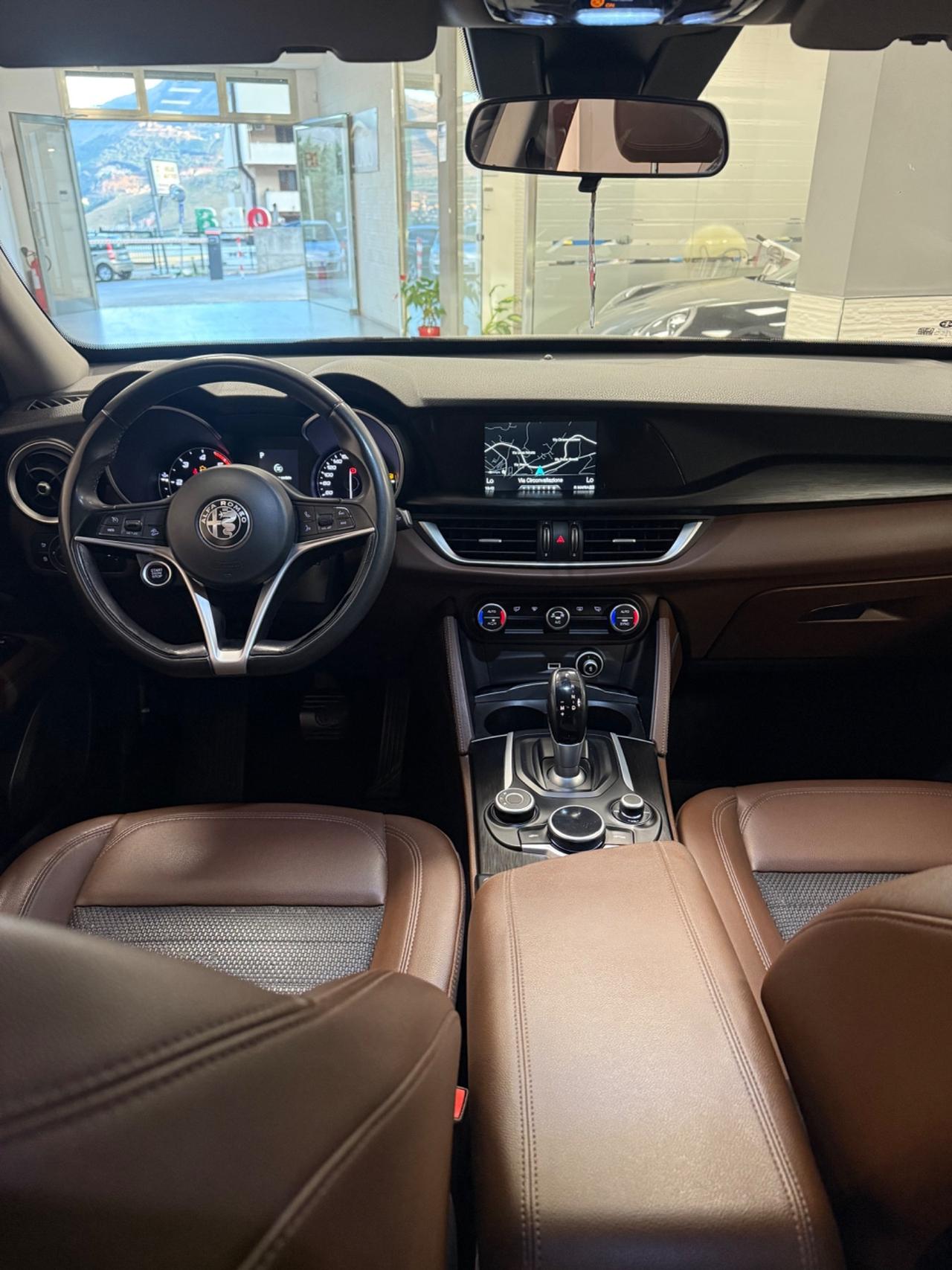 Alfa Romeo Stelvio 2.2 Turbodiesel 180 CV AT8 RWD Executive