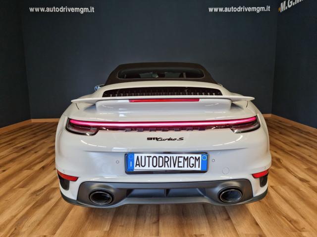PORSCHE 911 Turbo S Cabriolet 650 cv