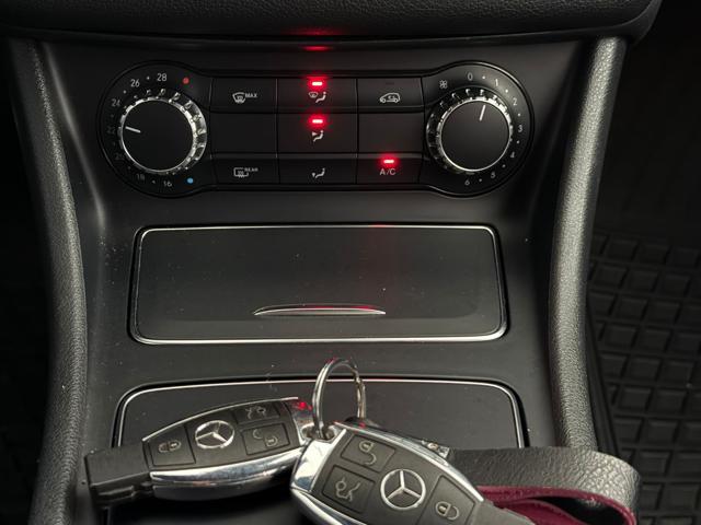 MERCEDES-BENZ CLA 200 S.W. Premium