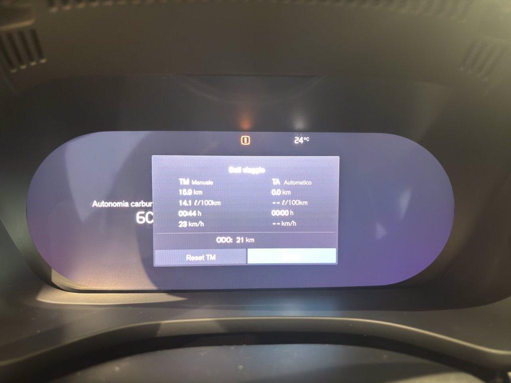 VOLVO XC60 2.0 b5 mhev Ultra Dark awd auto del 2025
