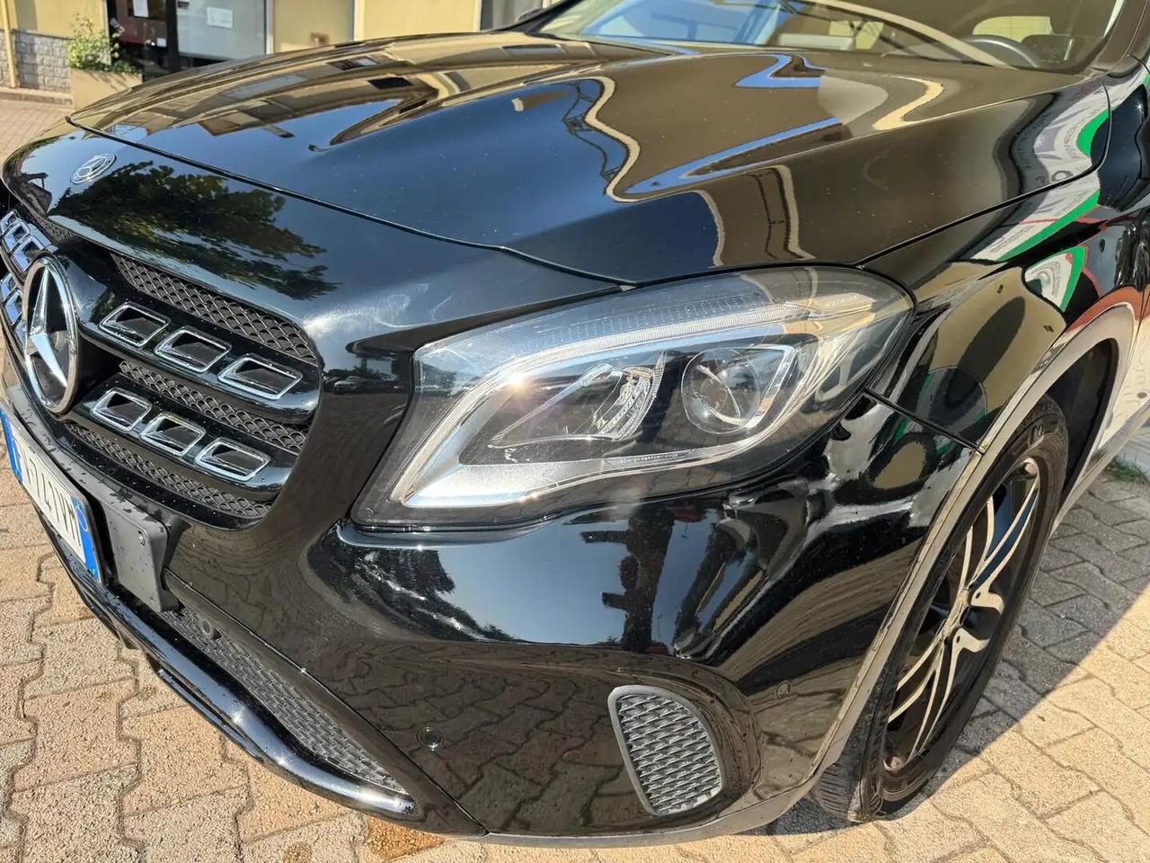 Mercedes-benz GLA 200 d Automatic 4Matic Business