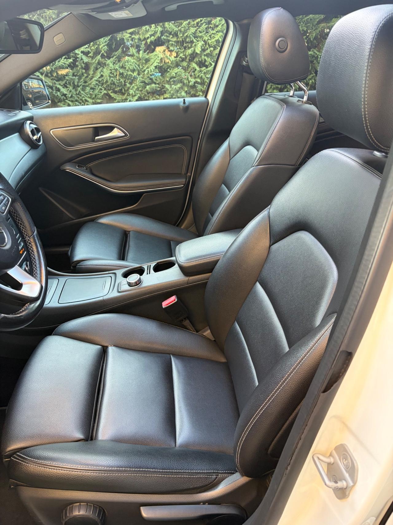 Mercedes-benz GLA 200 d Automatic 4Matic Premium