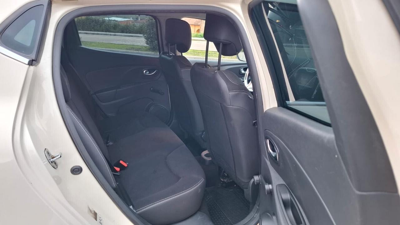 Renault Clio dCi 8V 90CV Start&Stop 5 porte Energy Duel