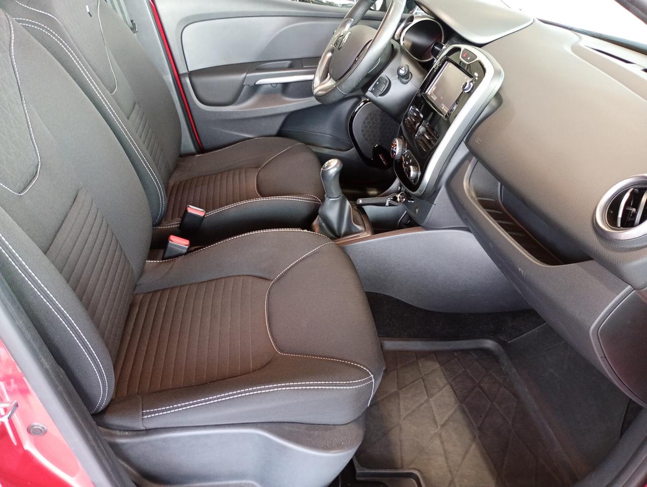 Renault Clio TCe 12V 90CV Start&Stop 5 porte - LIMITED - NEOPATENTATI -