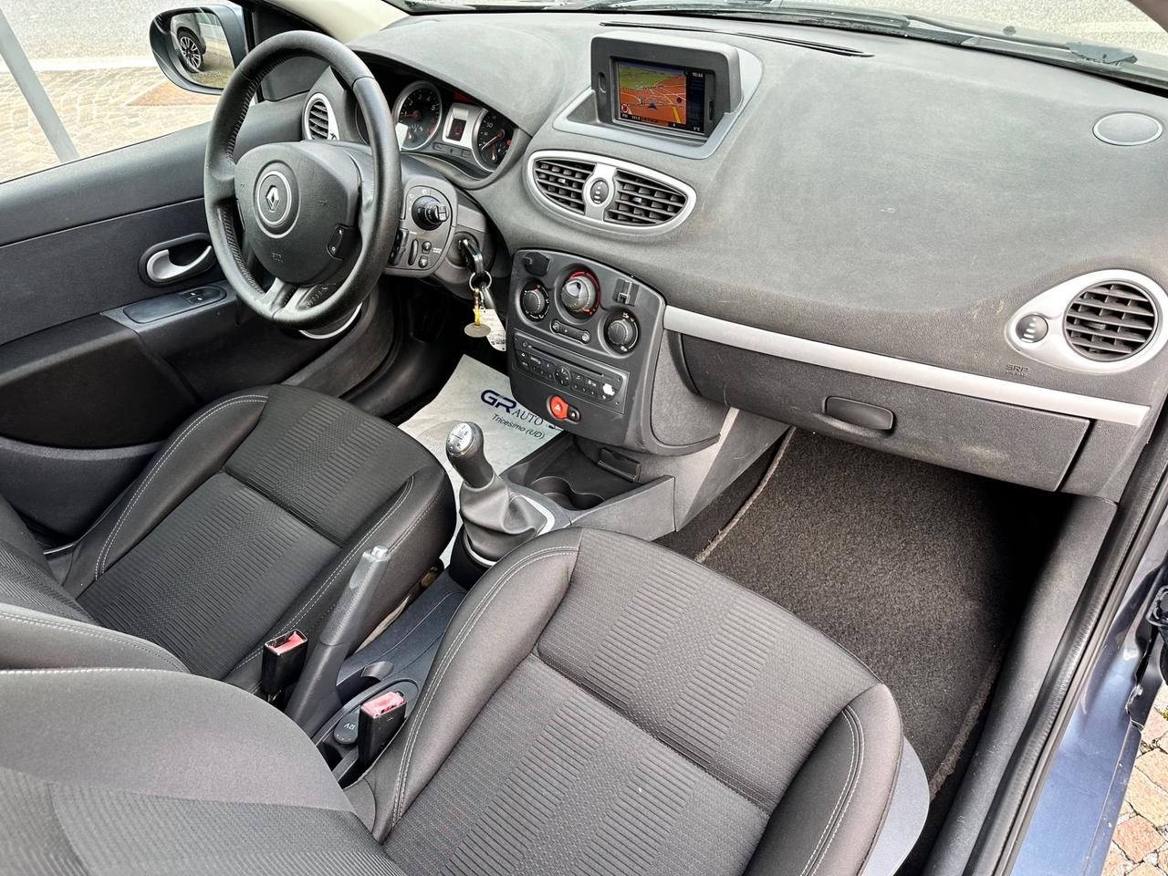 Renault Clio 1.2Bz 75Cv 5P - Neopatentati