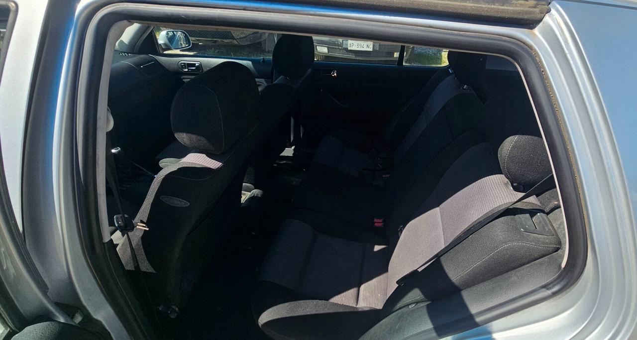 Volkswagen Golf 1.6 25 Years NEOPATENTATI