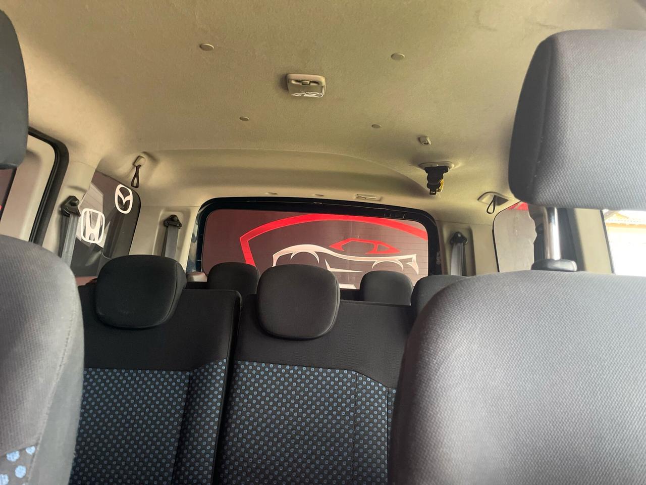 Nissan NV200 1.5 dCi 110CV Combi Efficient