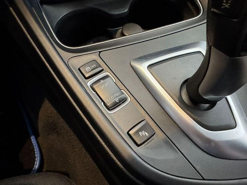BMW Serie 3 Touring 318d Business Advantage aut.