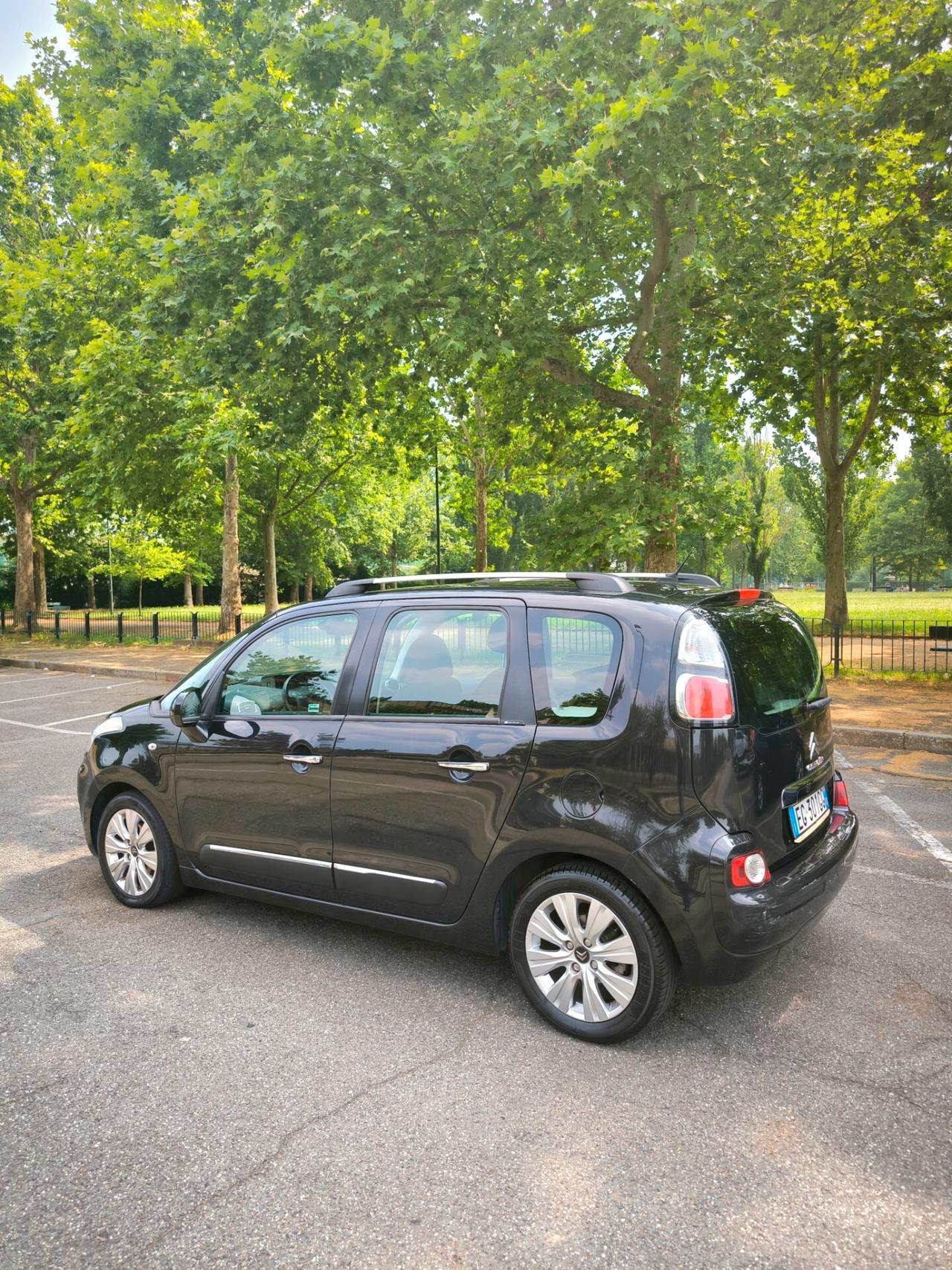 Citroen C3 Picasso 1.4 VTi 95 Exclusive Theatre con 61000 KM ORIGINALI