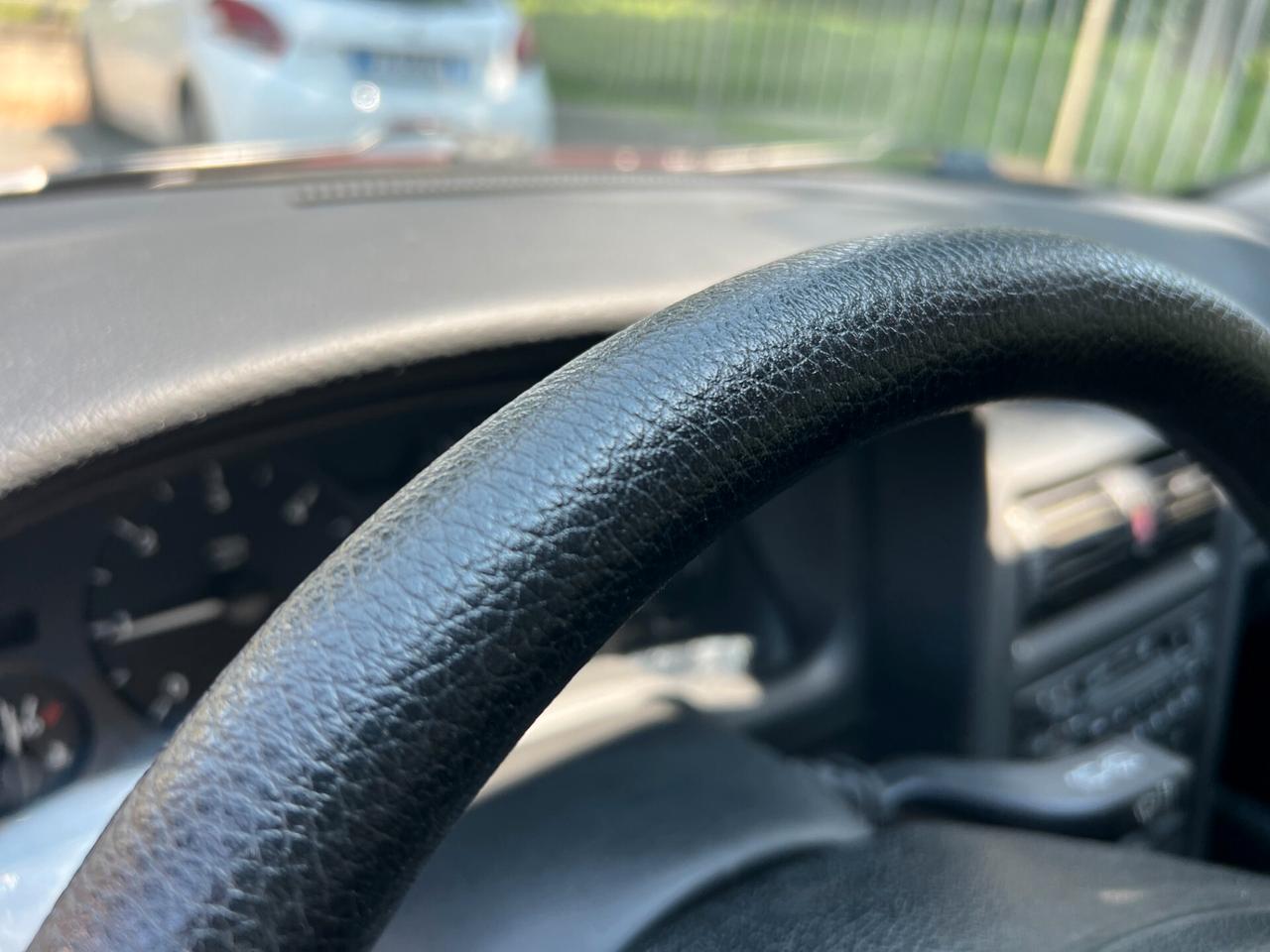 Opel Astra 1.4i 16V cat 5 porte Club adatta a neopatentati