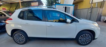 PEUGEOT 2008 1,2 BENZINA GIUDABILE DA NEOPATENTATI TELEFONO NAVIGATORE IMPECCABILE