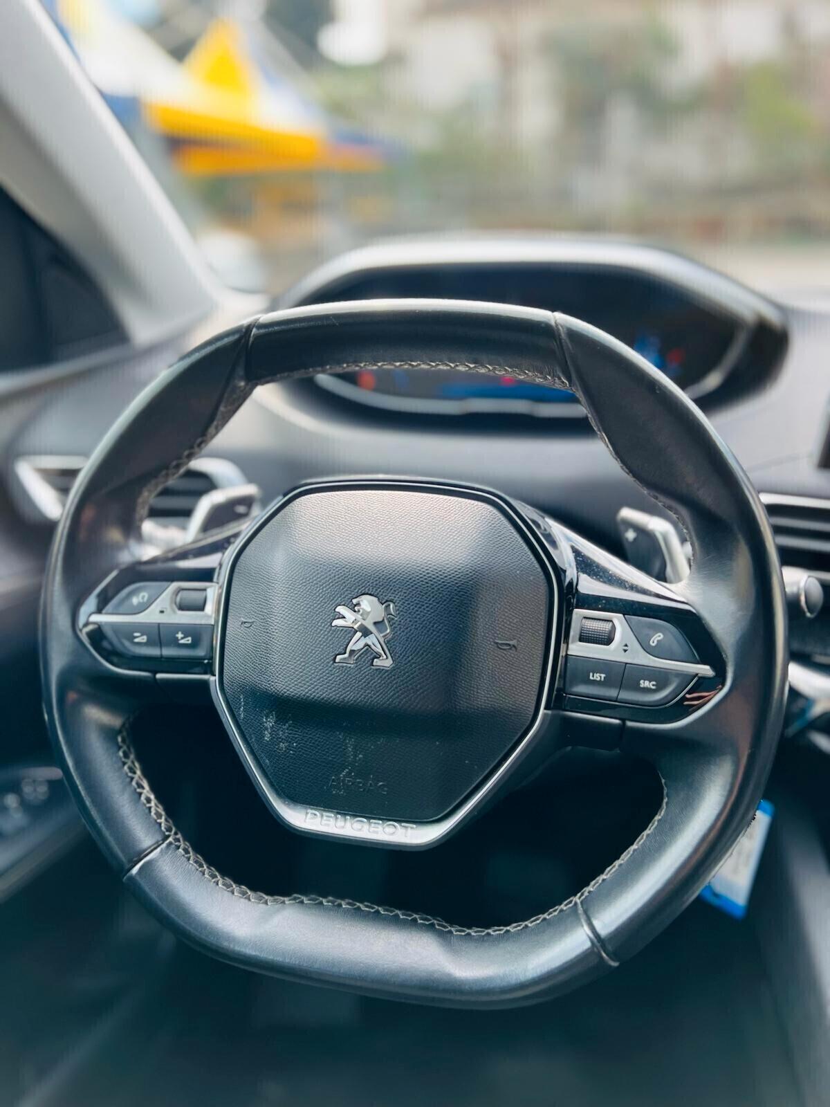 Peugeot 3008 BlueHDi 130 S&amp;S EAT8 Allure - 2018