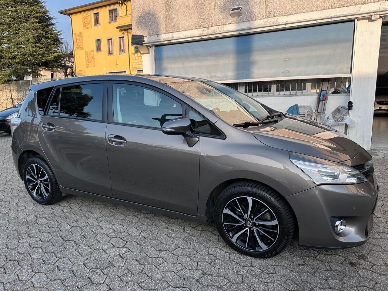 Toyota Verso 1.6 D-4D Business*7POSTI*EURO6