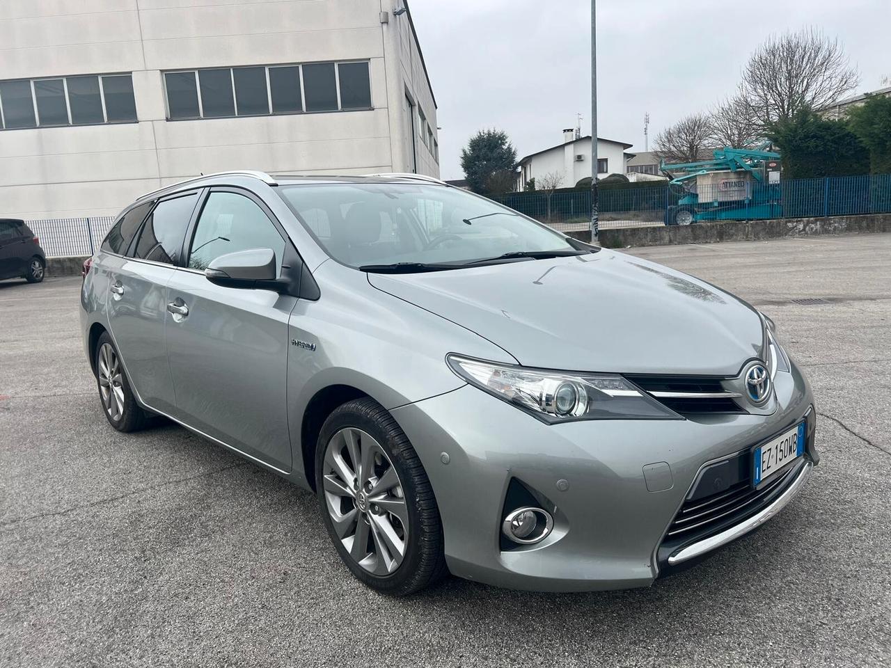 Toyota Auris Touring Sports 1.8 Hybrid Business