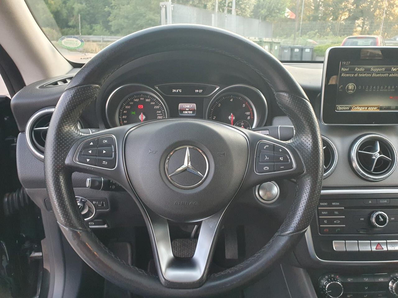 Mercedes-benz CLA 200 d Sport