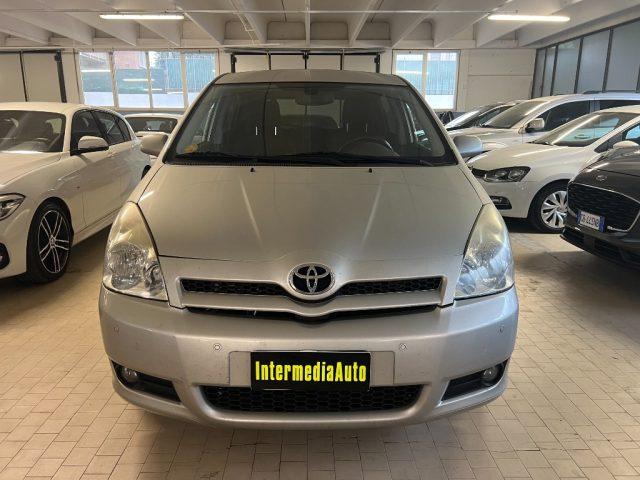 TOYOTA Corolla Verso 2.2 16V D-4D DPF