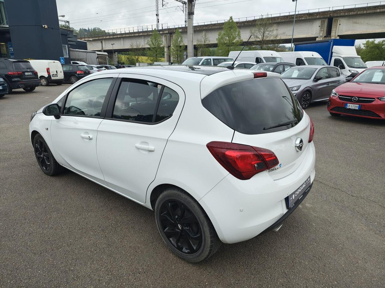 Opel Corsa 1.4 90CV GPL Tech 5 porte b-Color