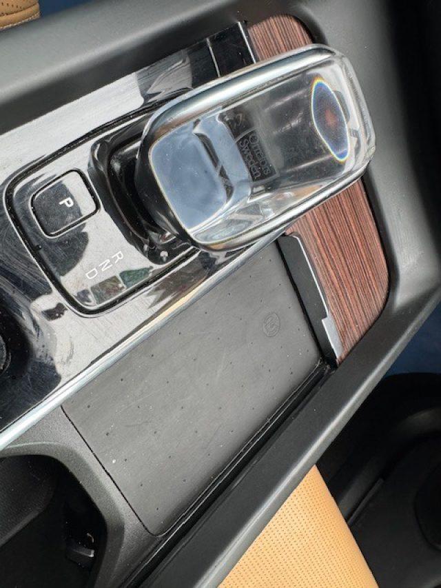 VOLVO XC60 B4 (d) AWD Geartronic Inscription