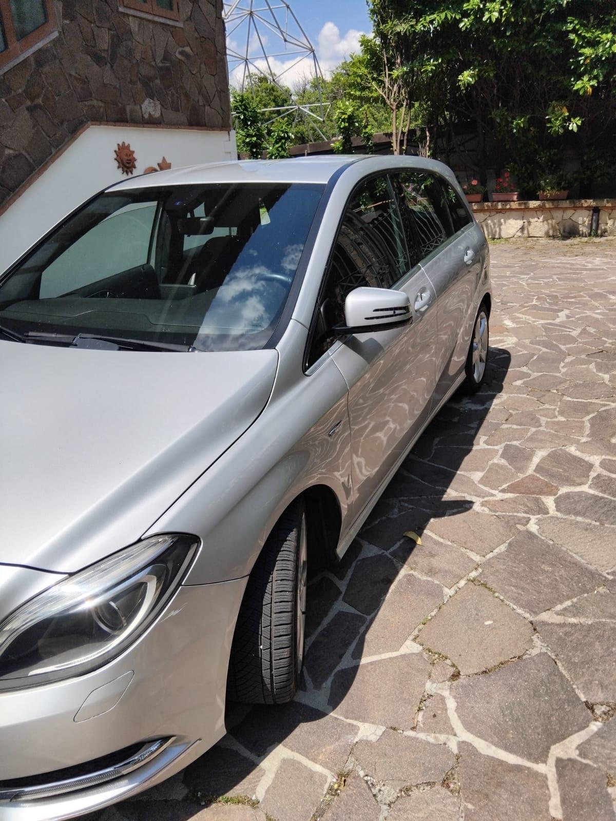 Mercedes-benz B 180 CDI Premium