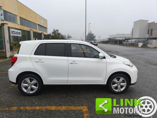TOYOTA Urban Cruiser 1.4 D-4D AWD Luxury