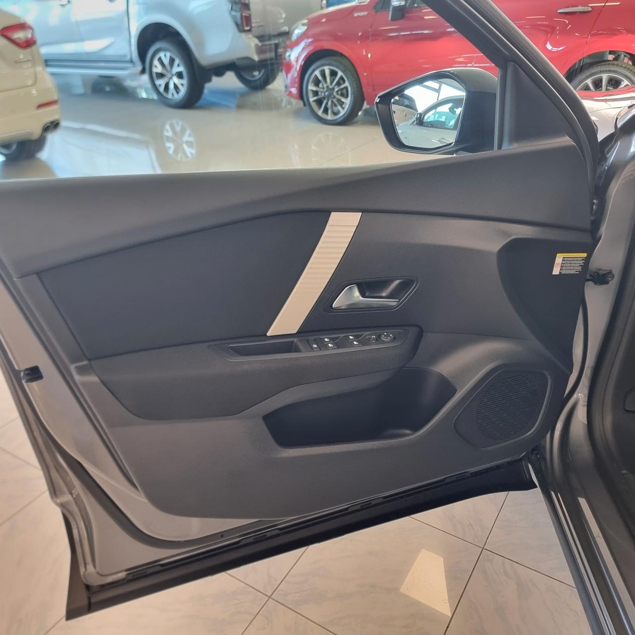 CITROEN C4 PLUS 1.2 BZ 130cv/96kw EAT8 cambio automatico