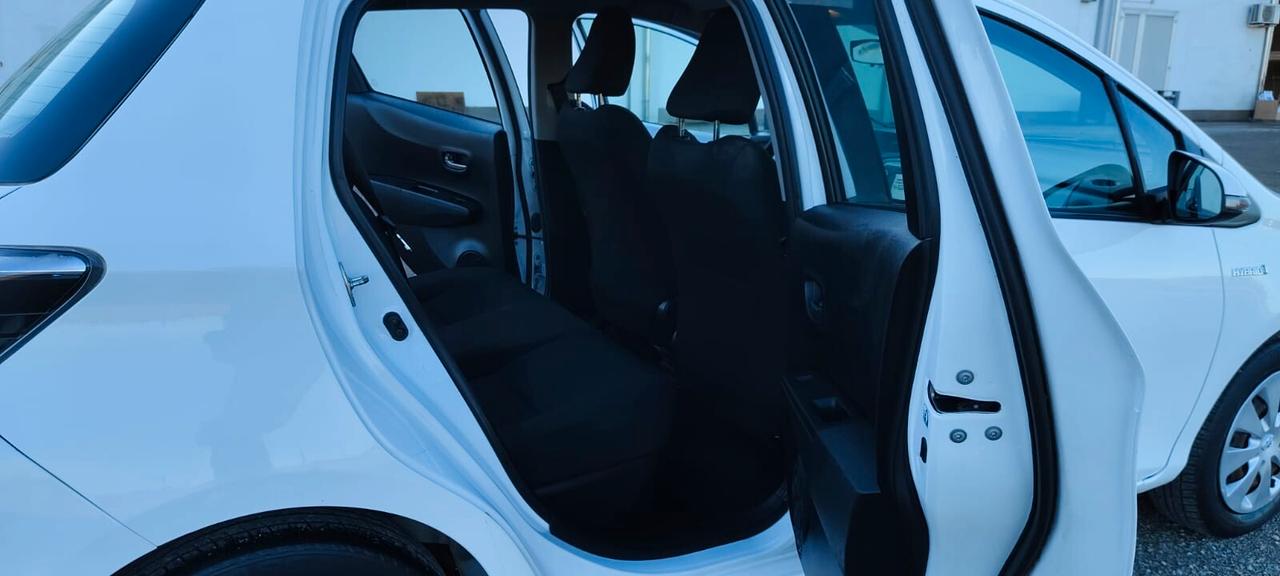 Toyota Yaris 1.5 Hybrid 5 porte Lounge