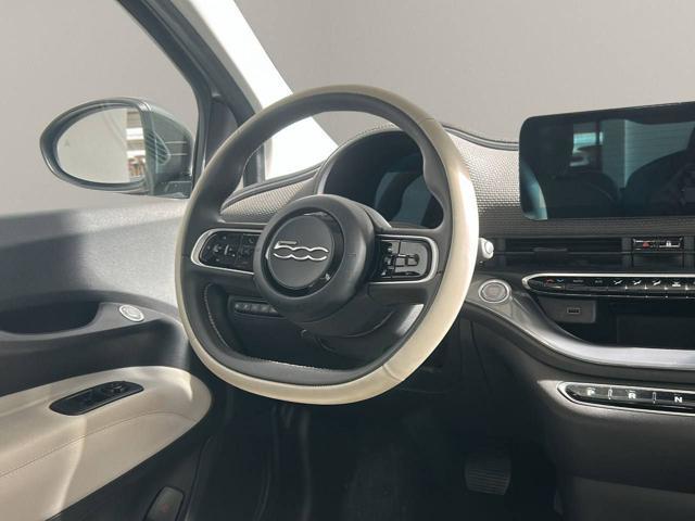 FIAT 500 Berlina 42 kWh La Prima 320 Km Autonomia