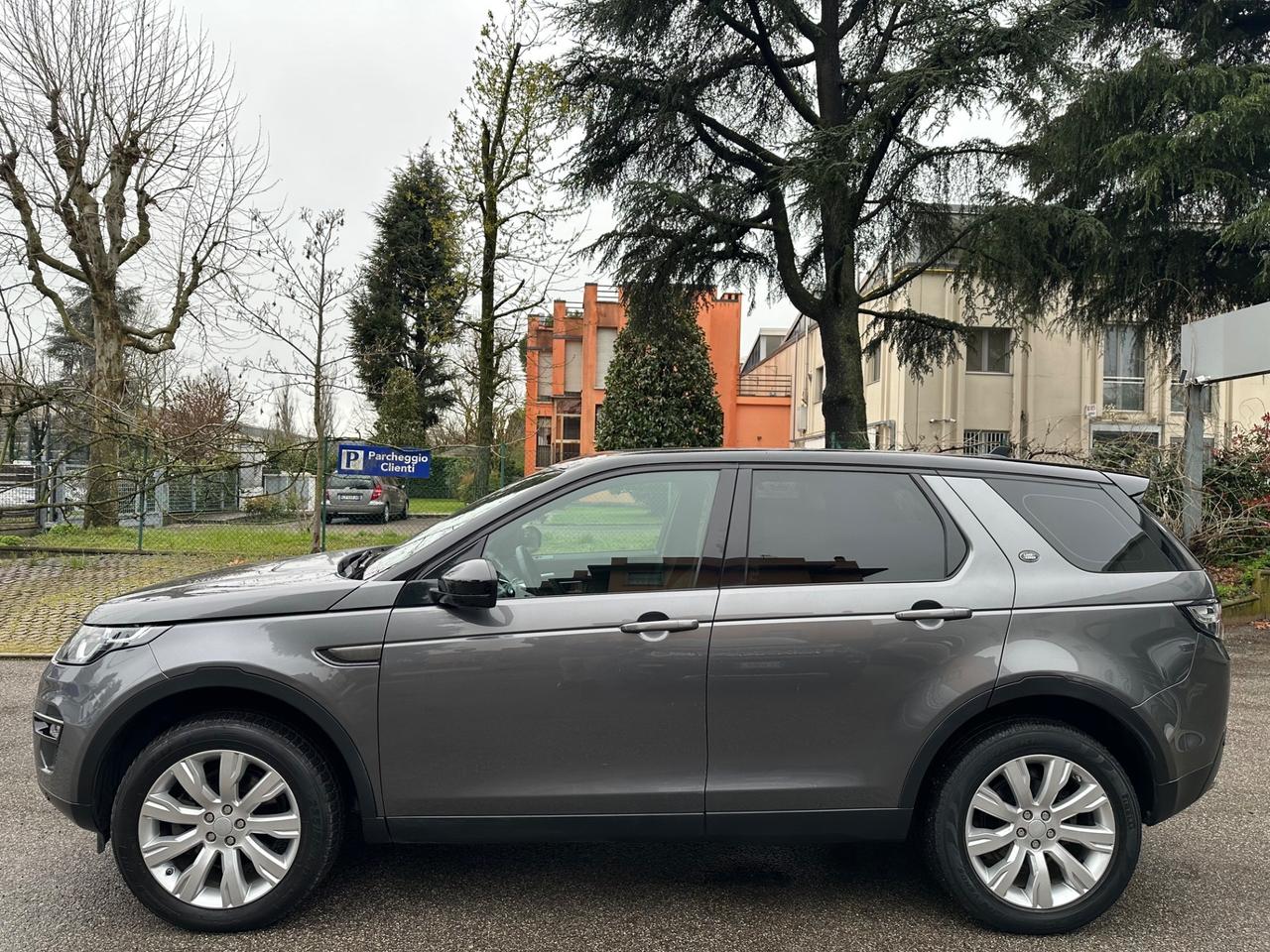 Land Rover Discovery Sport 2.0 TD4 180 CV HSE Luxury 7 POSTI