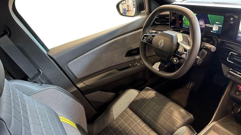 Renault 4 E-Tech Electric RENAULT iconic 150 cv comfort range