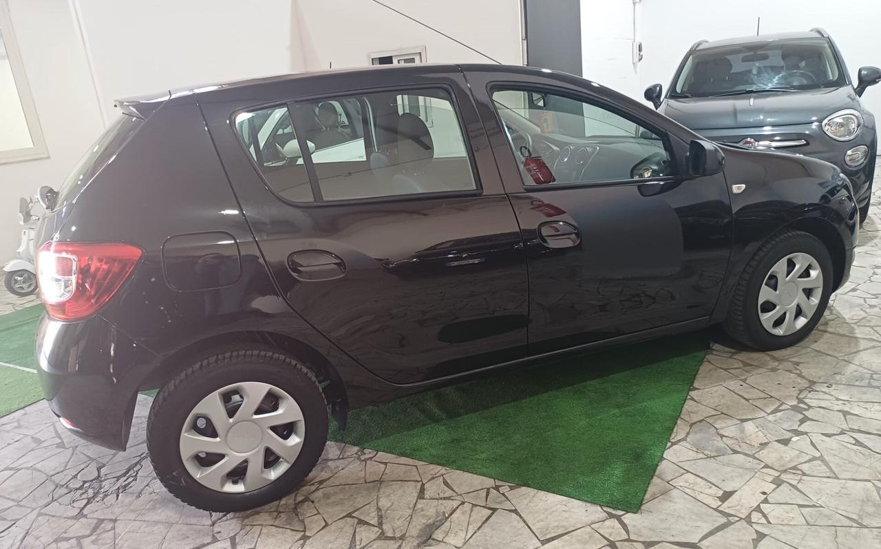 Dacia Sandero GPL DI SERIE - 2015