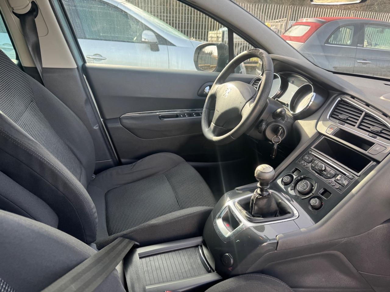 Peugeot 5008 1.6 HDi 112CV Business 7 posti