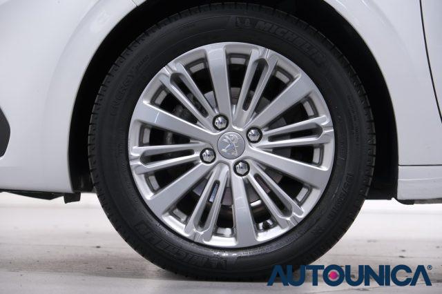 PEUGEOT 208 PURETECH 82 5 PORTE GPL ALLURE NEOPATENTATI