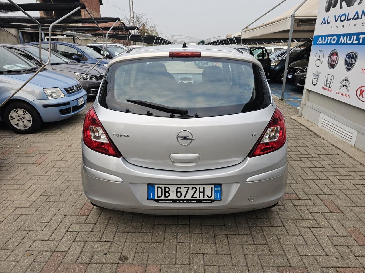 Opel Corsa 1.2 5 porte