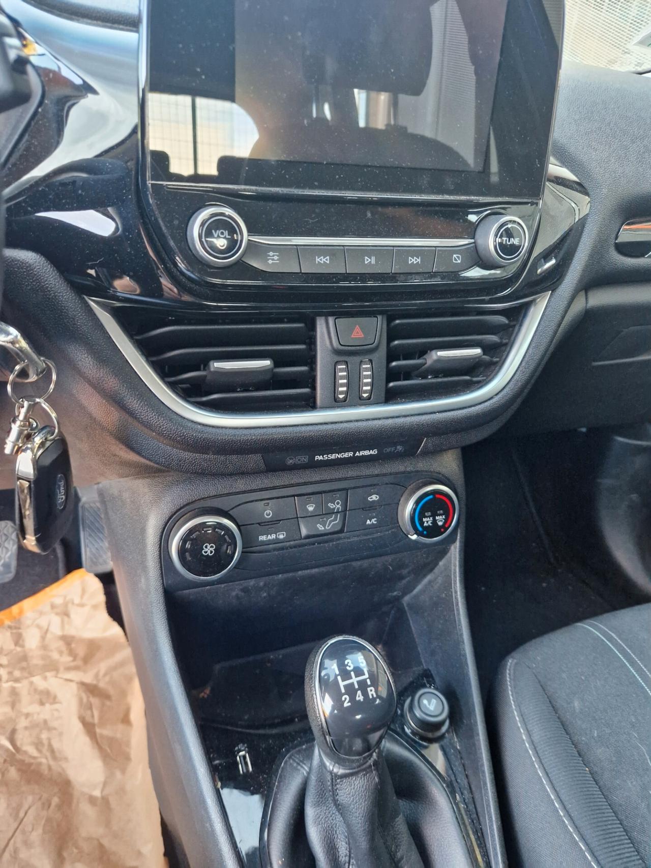 Ford Fiesta 1.1 86 CV 2018 - Garanzia 12 Mesi