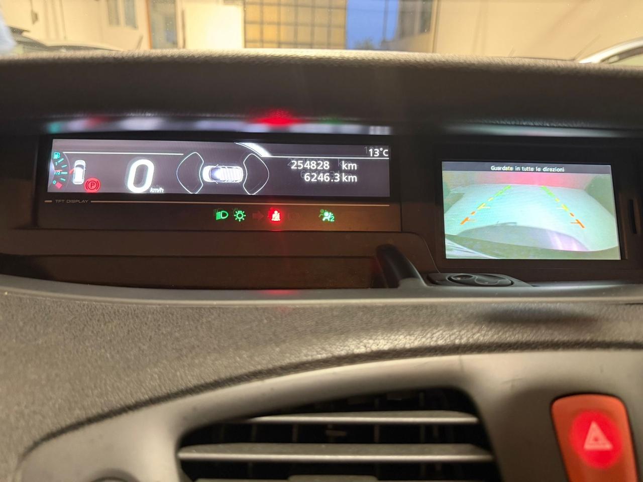 Renault Scenic Scénic X-Mod 1.5 dCi 110CV Luxe