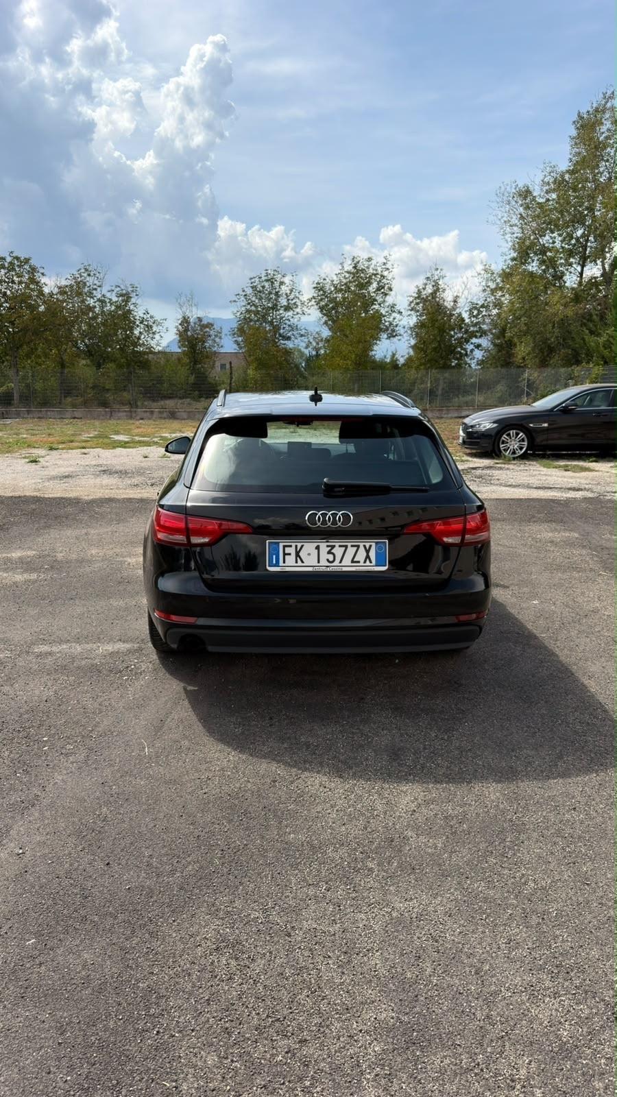 Audi A4 Avant 2.0 TDI 150 CV S tronic line edition