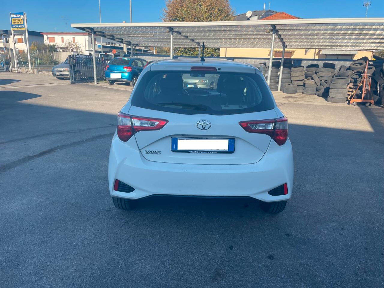 Toyota Yaris 1.0 5 porte