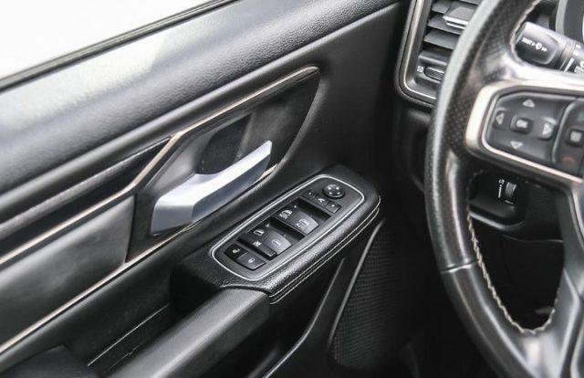 DODGE RAM 5.7 V8 Crew Cab Sport Autocarro N1