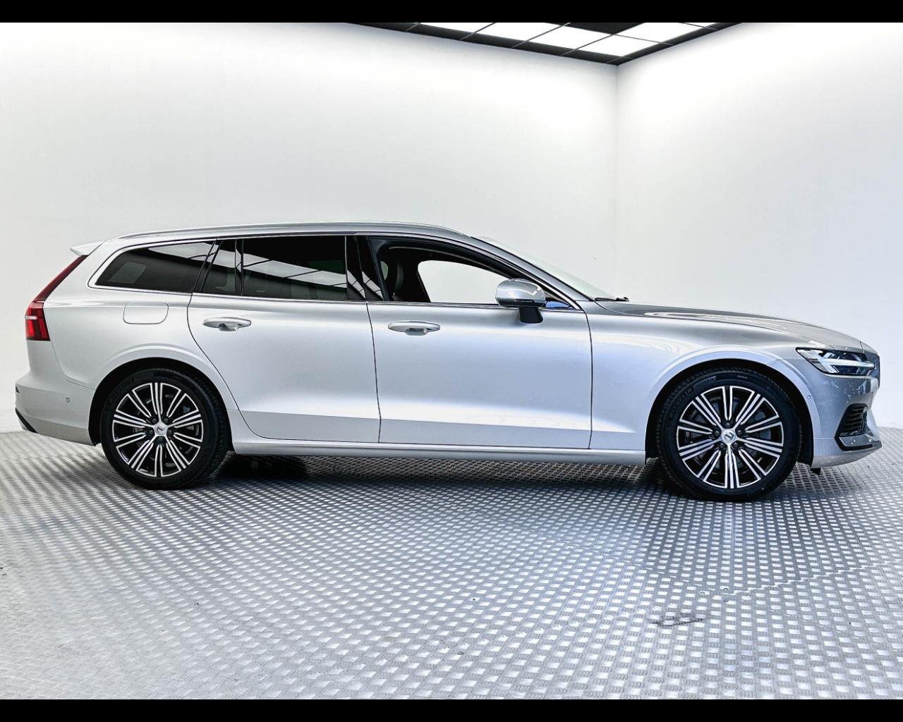 VOLVO V60 T6 Recharge AWD Plug-in Hybrid Inscription