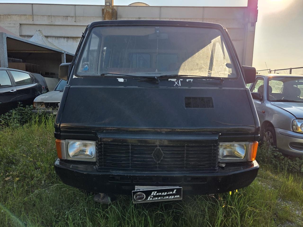 Renault Trafic 2.1D 9 POSTI MK1 - DA RESTAURO