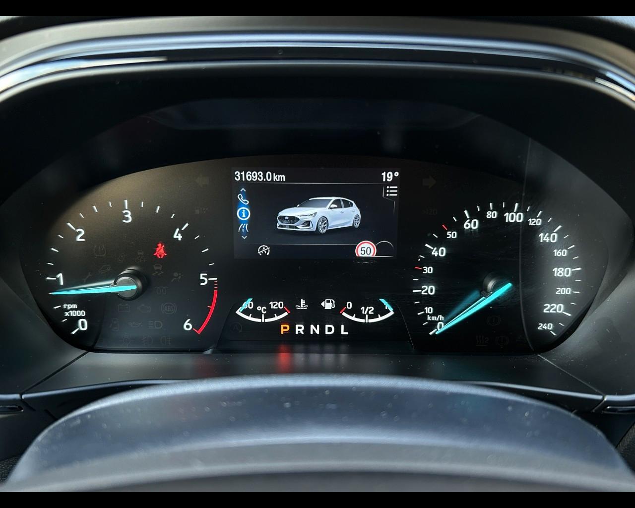 FORD Focus V 2022 - Focus 1.5 ecoblue ST-Line 115cv auto