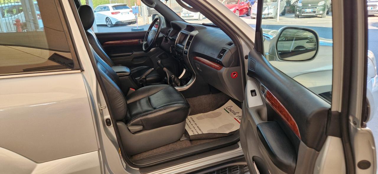Toyota Land Cruiser 3.0 D-4D 16V cat 3 porte Sol