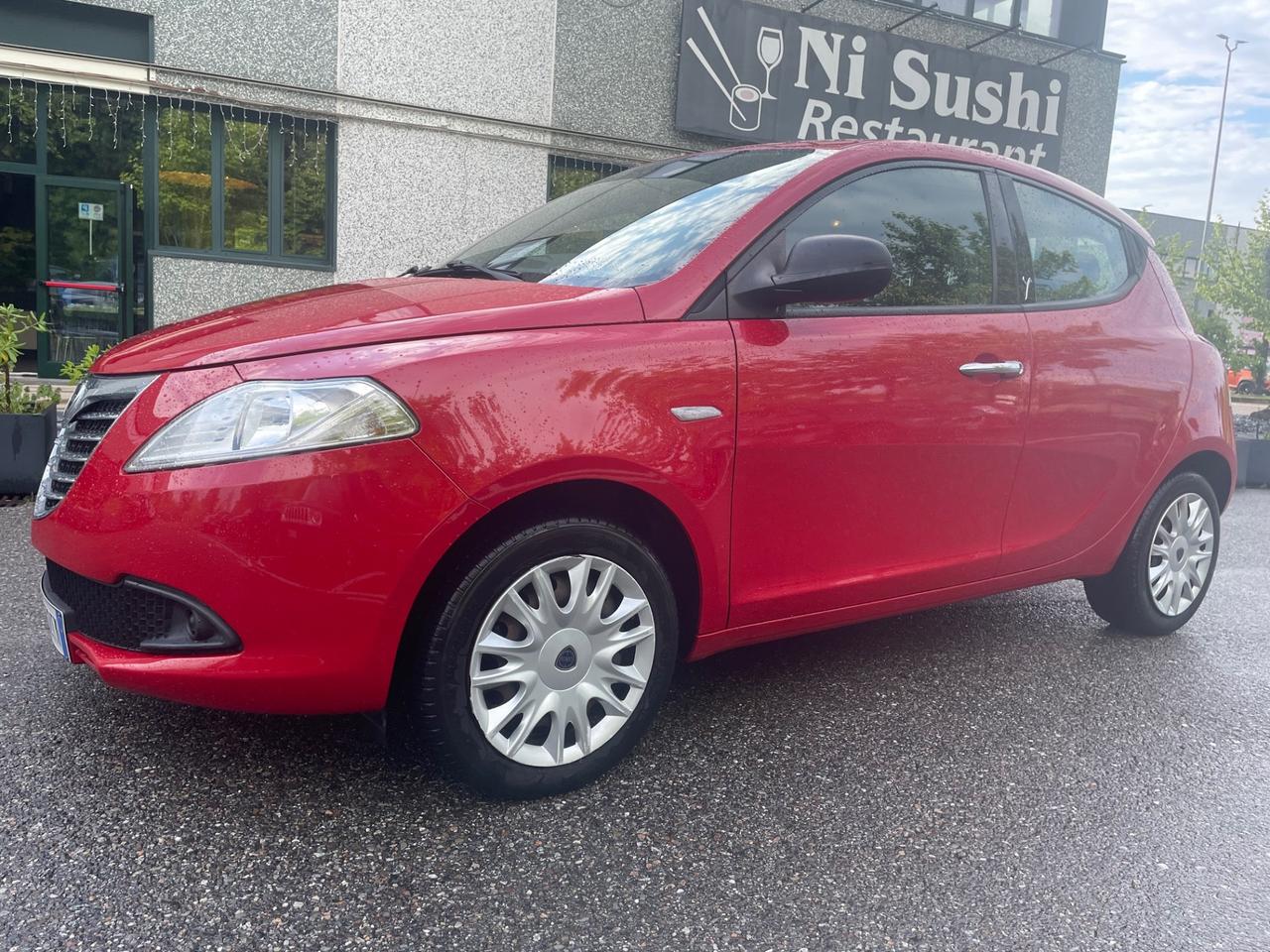 Lancia Ypsilon 1.2 69 CV 5 porte S&S*Neopatentati*
