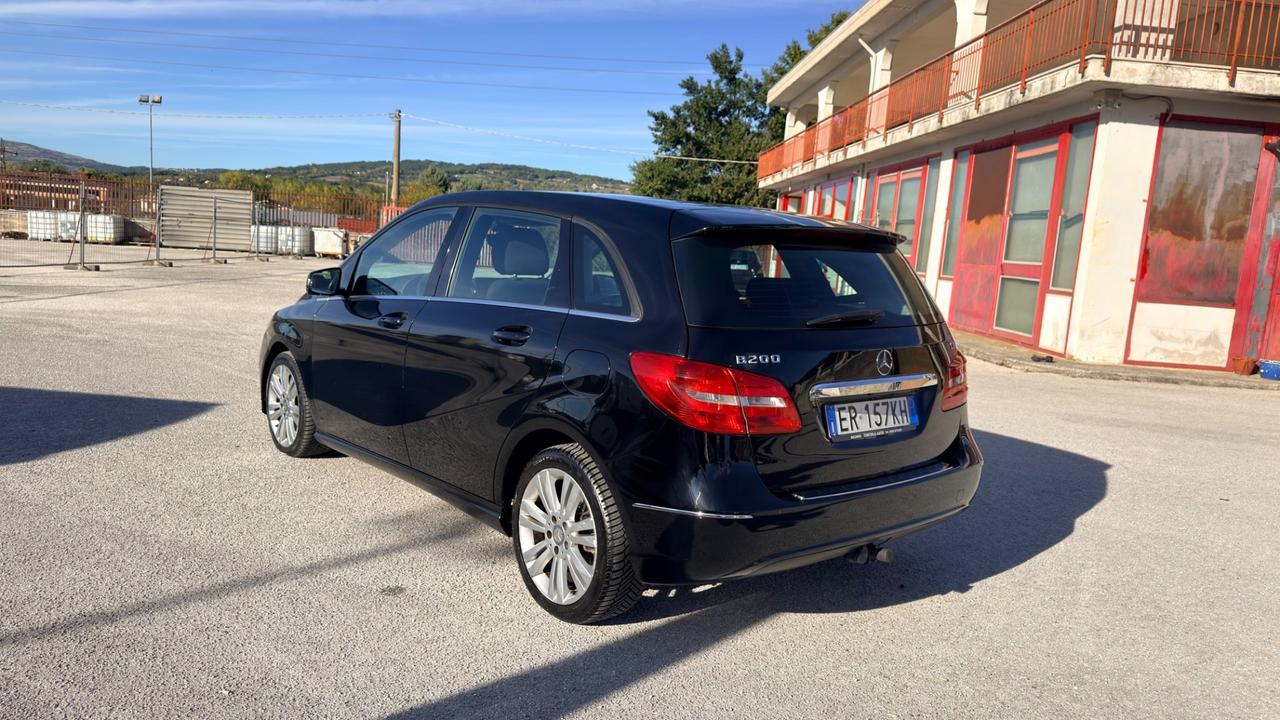 Mercedes-benz B 200 CDI BlueEFFICIENCY Executive