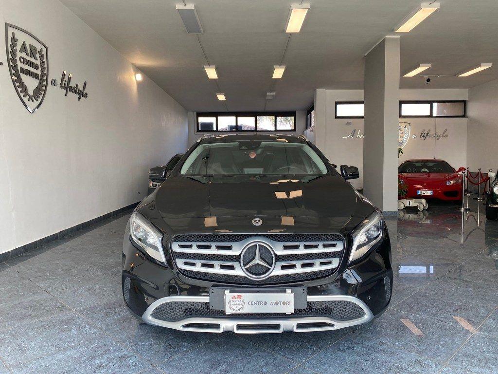 Mercedes-Benz GLA 200 d Automatic 4Matic Sport Plus Da Vetrina