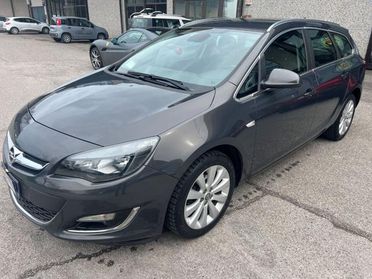 OPEL Astra 1.4 Turbo 140CV Sports Tourer GPL Tech Cosmo