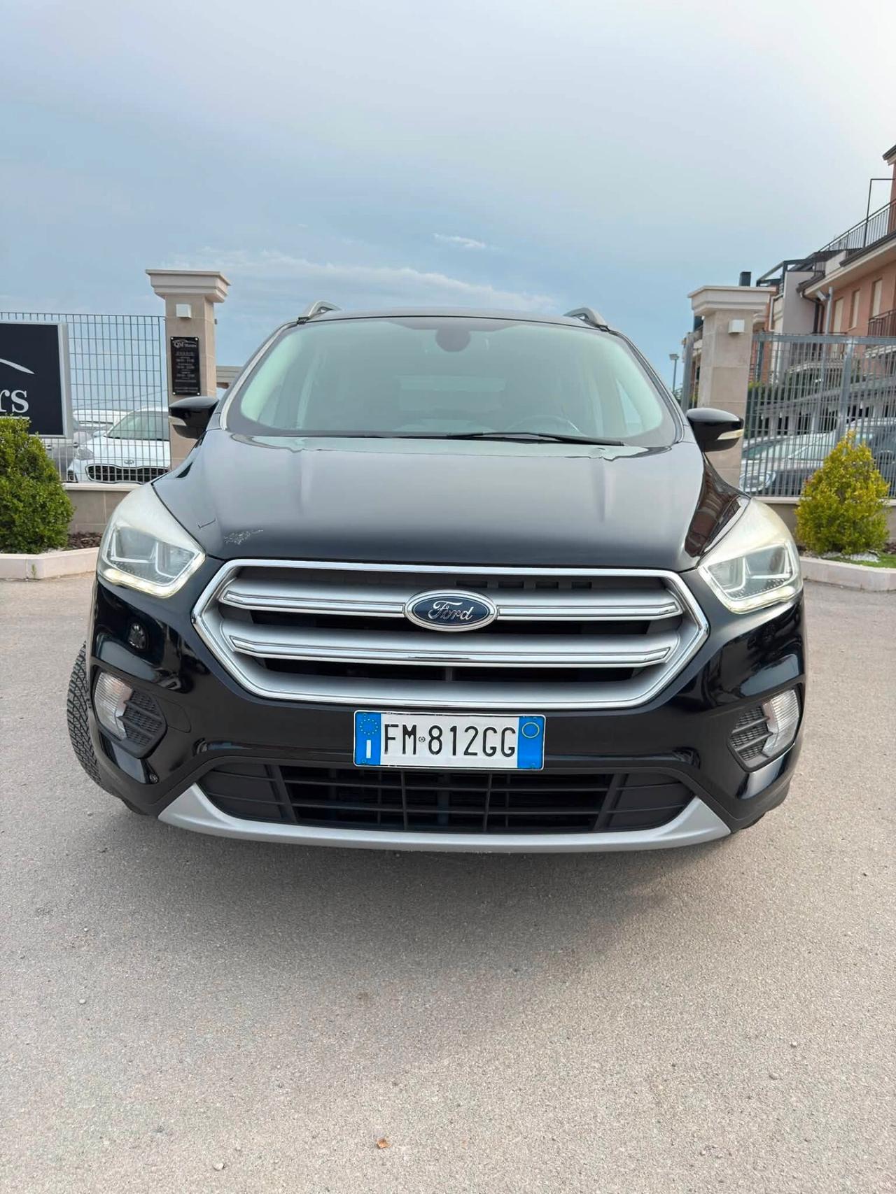 Ford Kuga 1.5 TDCI 120CV S&S 2WD Powershift ST-Line Business